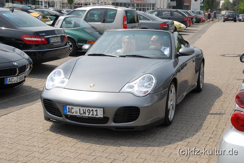 Porsche Zentrum Aachen 8644.JPG